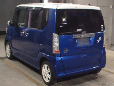 HONDA N BOX +