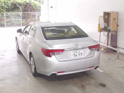 TOYOTA MARK X
