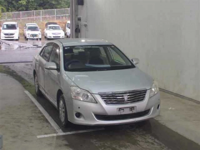TOYOTA PREMIO