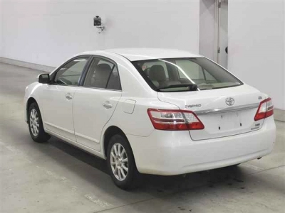 TOYOTA PREMIO