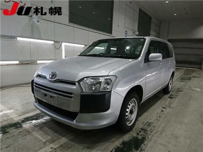 TOYOTA SUCCEED VAN