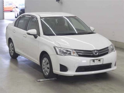 TOYOTA COROLLA AXIO