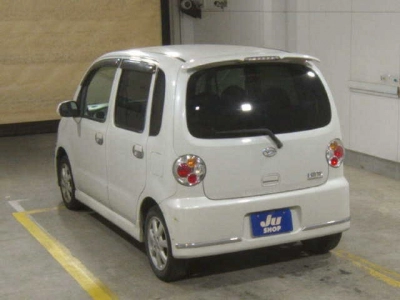 DAIHATSU MOVE LATTE