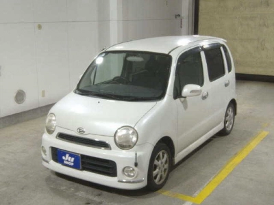 DAIHATSU MOVE LATTE
