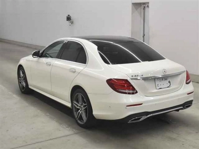 MERCEDES BENZ E CLASS