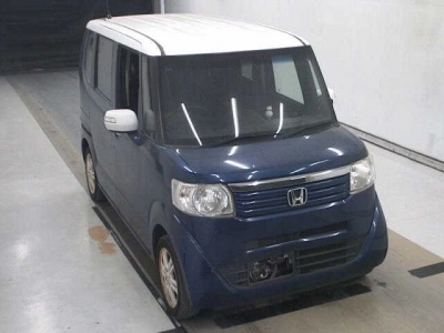 HONDA N BOX +