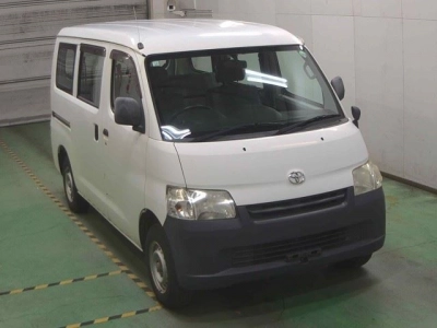 TOYOTA TOWN ACE