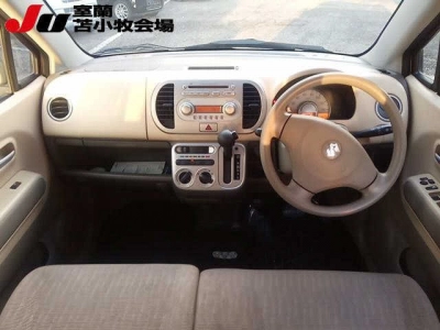 SUZUKI MRWAGON