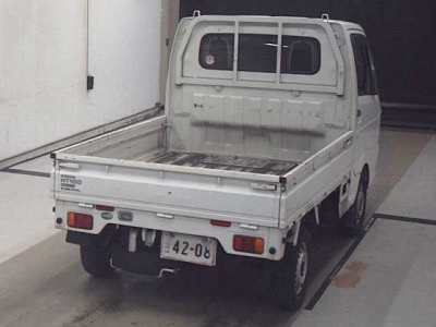 NISSAN CLIPPER TRUCK
