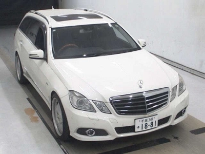 MERCEDES BENZ E CLASS