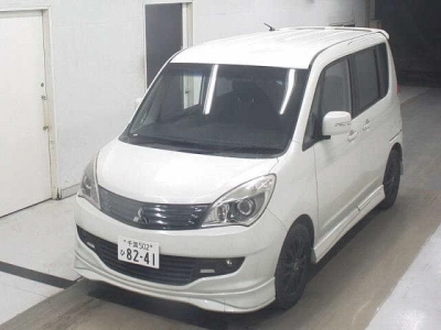 MITSUBISHI DELICA D:2