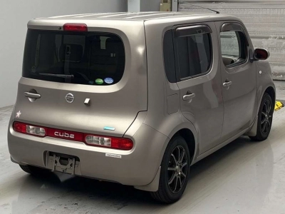 NISSAN CUBE