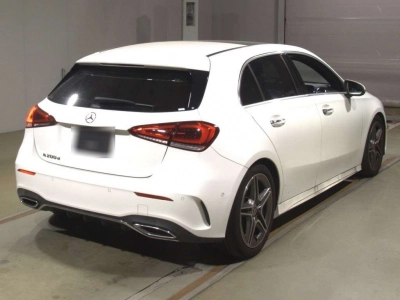 MERCEDES BENZ A CLASS