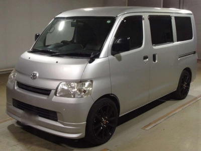 TOYOTA LITE ACE VAN
