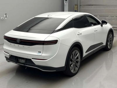 TOYOTA CROWN CROSSOVER