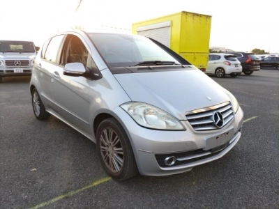 MERCEDES BENZ A CLASS