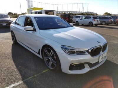 BMW 7 SERIES