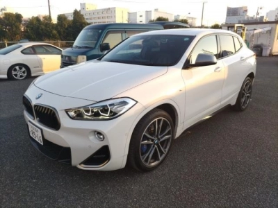 BMW X2