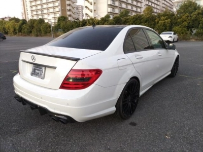 MERCEDES BENZ C CLASS