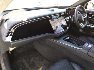 MERCEDES BENZ E CLASS