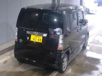 HONDA N BOX +