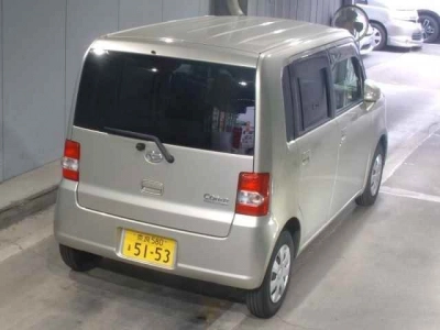 DAIHATSU MOVE CONTE