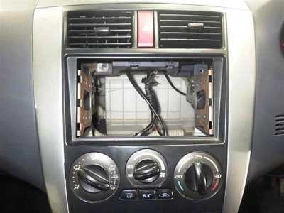 MITSUBISHI COLT PLUS