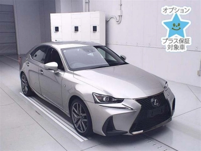 LEXUS IS