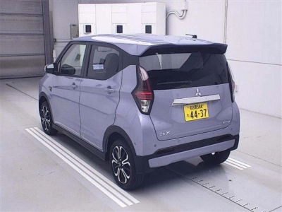 MITSUBISHI EK X EV