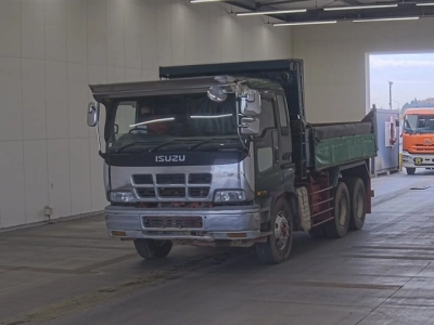 ISUZU GIGA