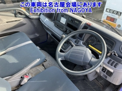 MITSUBISHI CANTER