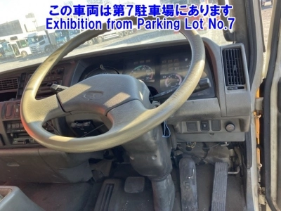 MITSUBISHI FUSO FIGHTER