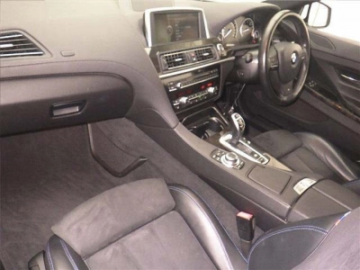 BMW 6 SERIES