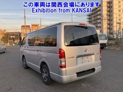 TOYOTA REGIUS ACE