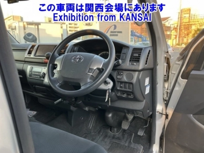 TOYOTA REGIUS ACE