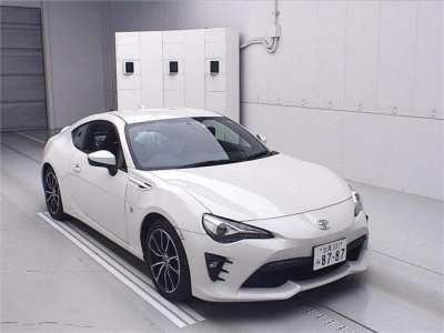 TOYOTA 86