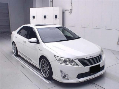 TOYOTA CAMRY