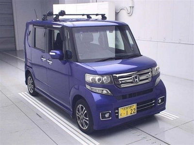 HONDA N BOX +