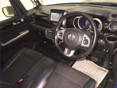 HONDA N BOX +