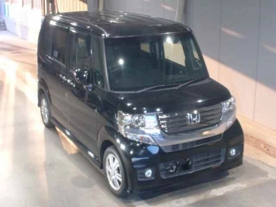 HONDA N BOX +