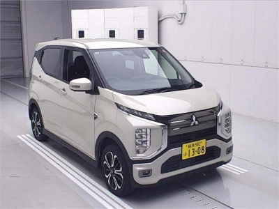 MITSUBISHI EK X EV