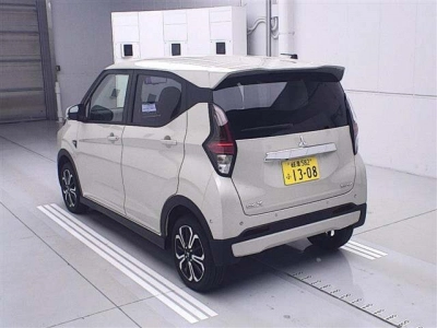 MITSUBISHI EK X EV