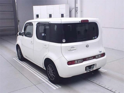 NISSAN CUBE