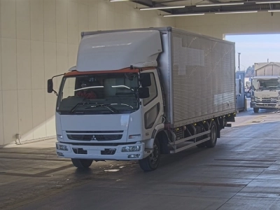 MITSUBISHI FUSO FIGHTER