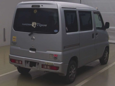 NISSAN CLIPPER VAN