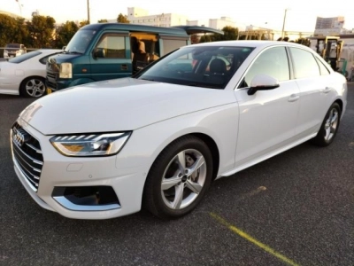 AUDI A4 AVANTE