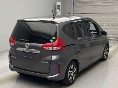 HONDA FREED HYBRID