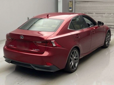 LEXUS IS