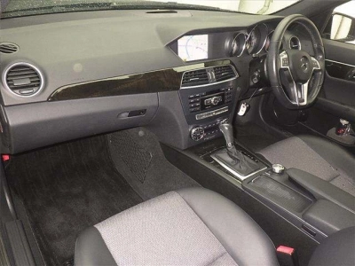 MERCEDES BENZ C CLASS