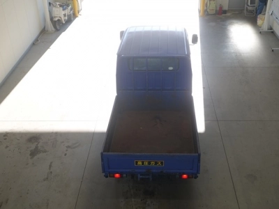 MITSUBISHI FUSO CANTER GUTS